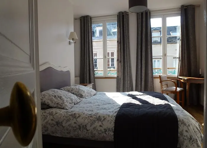 Le Charme A La Francaise Honfleur